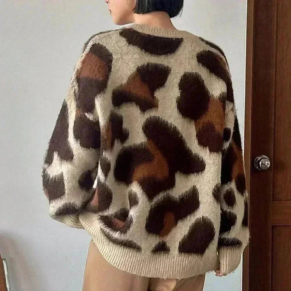 Coffee Brown Casual Women's Leopard Print Drop Shoulder Sweater - Picture 3 of 6